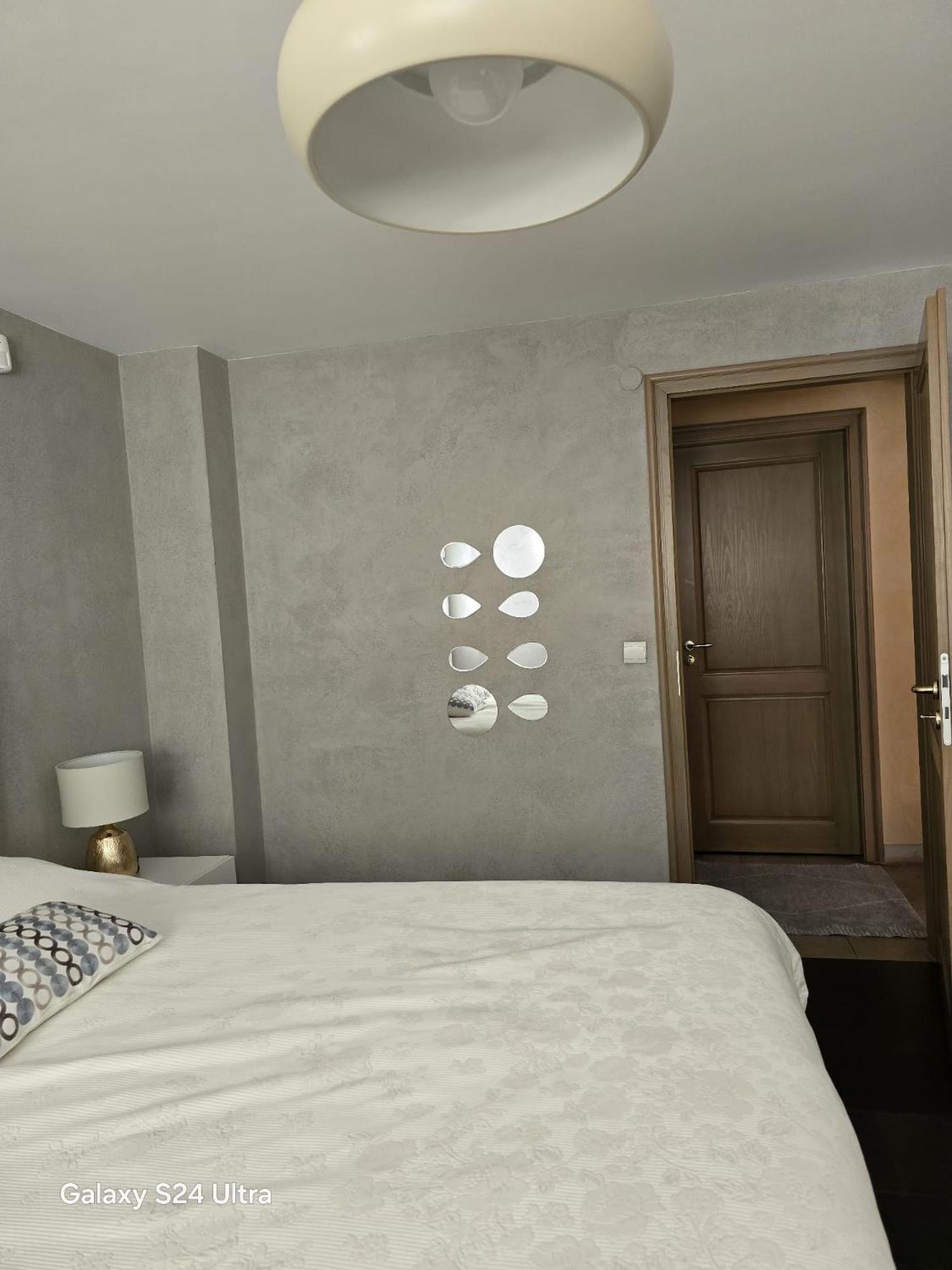 Chambre Privative Au Rez De Jardin Dans Villa Ла-Ванцено Екстер'єр фото